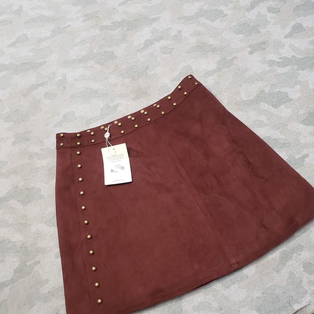 Bohme Skirt Womens Medium Red Burgandy NWT Studded Mini Boho Festival Western - Picture 7 of 8
